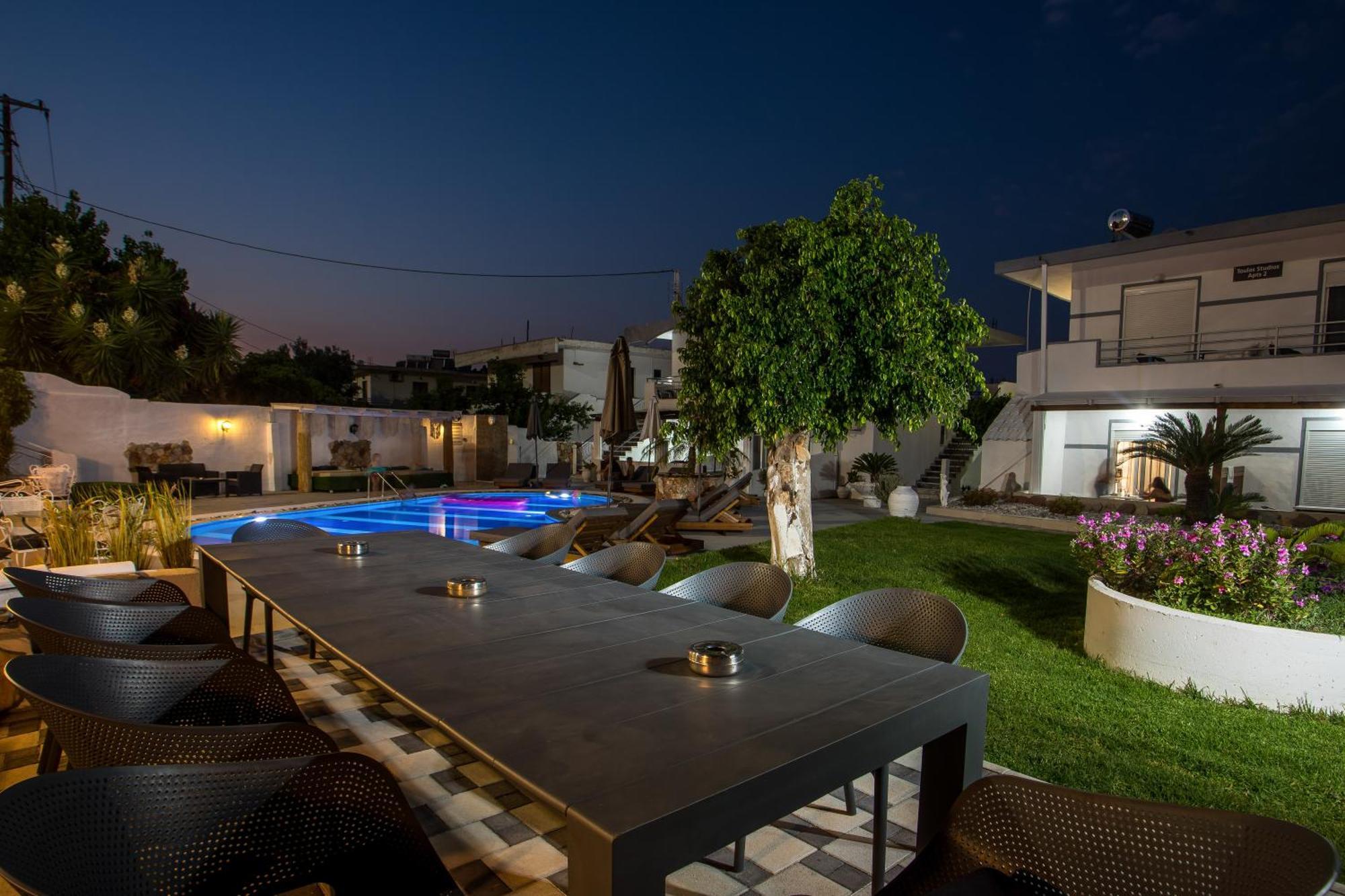 Toula'S Apartments 팔리라키 외부 사진